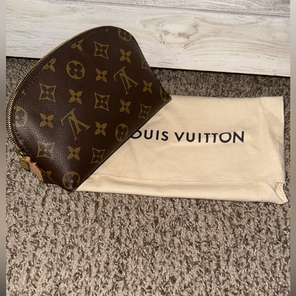 Louis Vuitton Brown Monogram Pouch - Picture 1 of 7